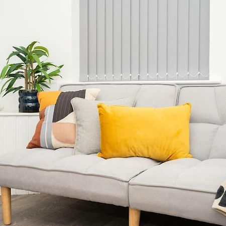 Stylish Home In York - Free Wifi & Parking - Close To Racecourse & City Centre מראה חיצוני תמונה