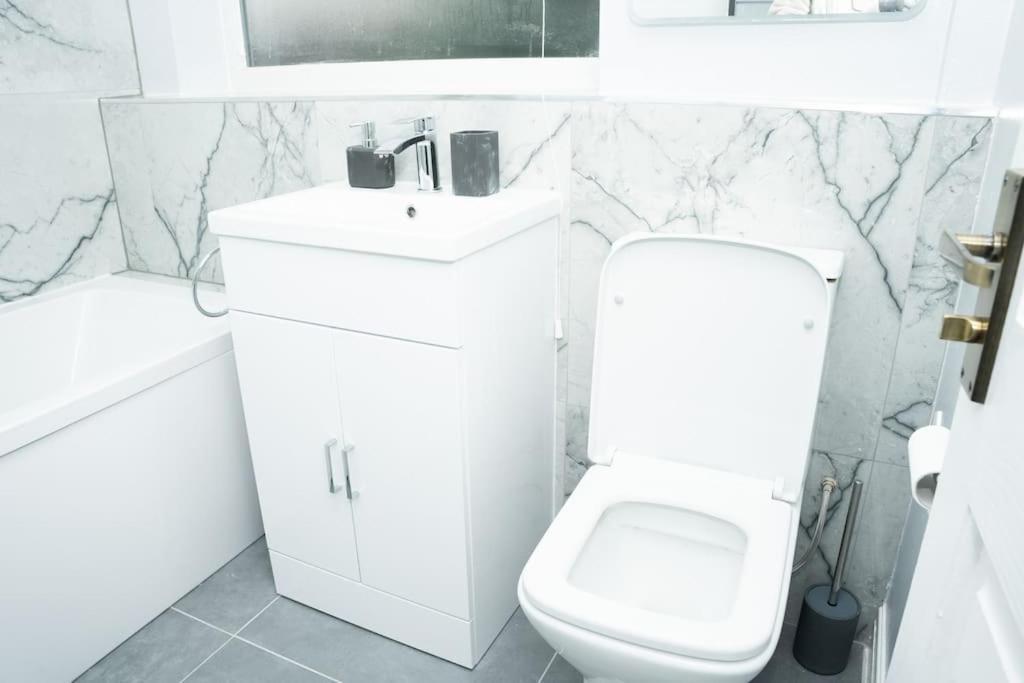 Stylish Home In York - Free Wifi & Parking - Close To Racecourse & City Centre מראה חיצוני תמונה
